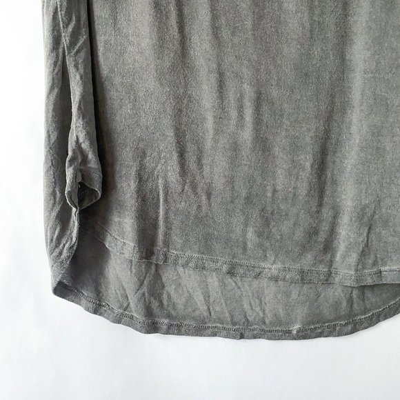 Cable and Gauge Distressed Ultrasoft Tank - Picture 4 of 8